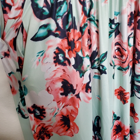 Long Sleeved Floral Maxi Dress - Picture 3 of 5